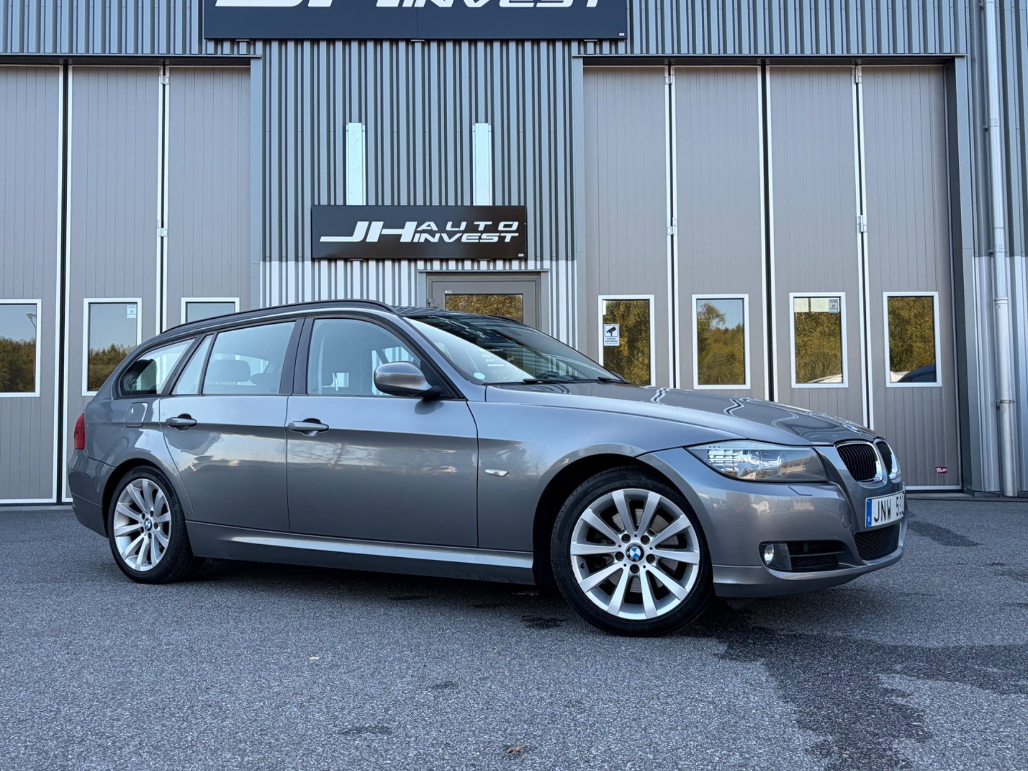 BMW 320