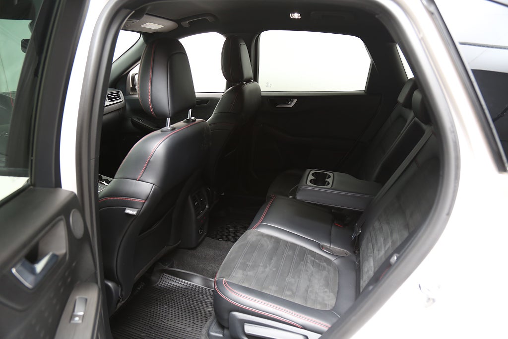 Ford Kuga 2,0 EcoBlue 190hk AWD ST-Line Aut Värmare Drag 2021