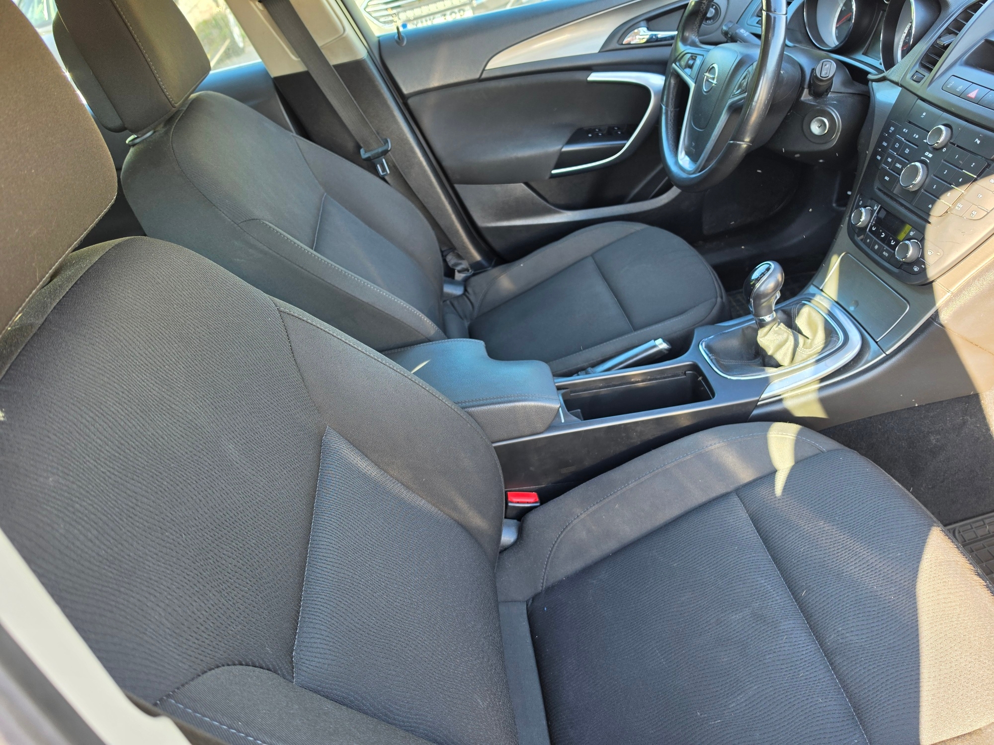 Opel Insignia 2009, bild 7/37