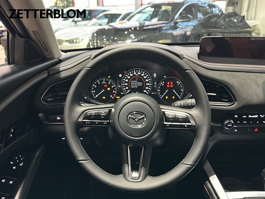 SUV Mazda CX-30 11 av 20