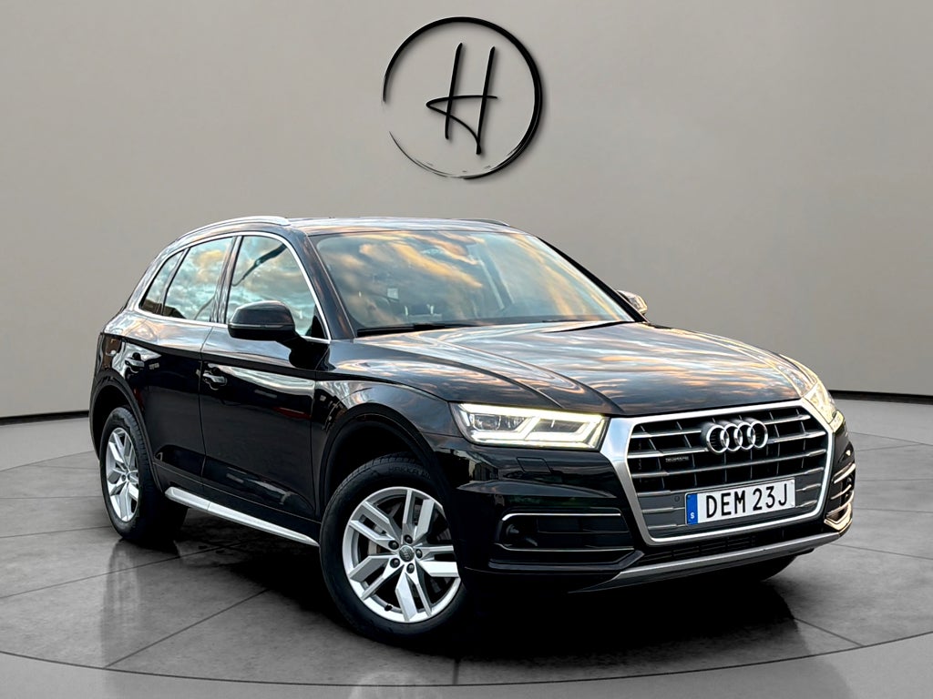 Audi Q5 50TFSI e 299hk Quattro Plug in-hybris Skinn * SE-UTR