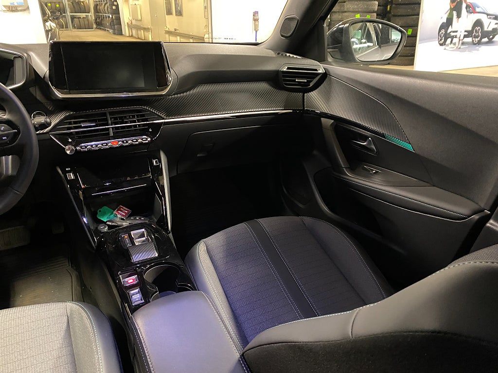 Bild på Peugeot 2008 e- Allure Pack Electric 136hk