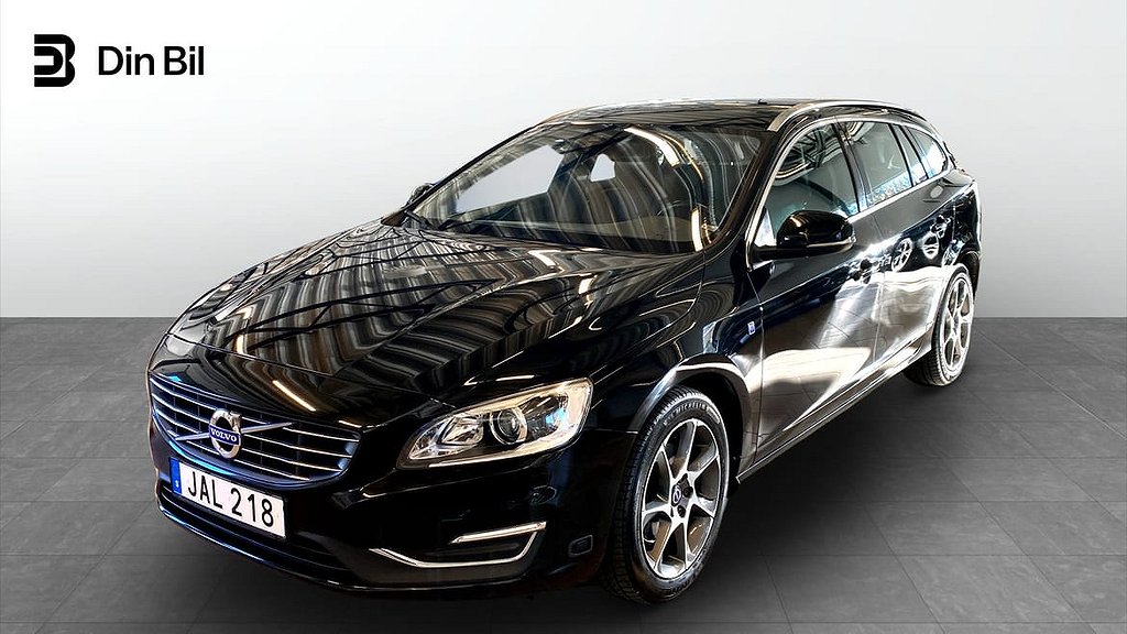 Volvo V60 T4 Aut Momentum Ocean Race Drag 190HK