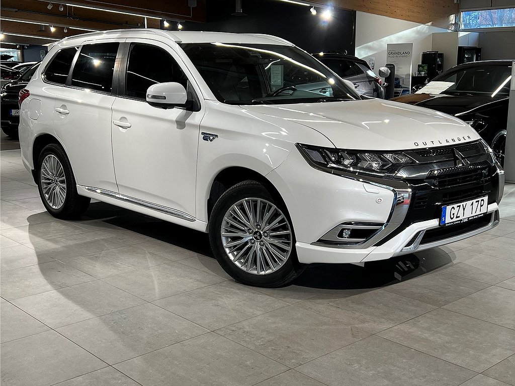 Mitsubishi Outlander Business X 2.4 Plug-in Hybrid 136hk Aut AWD - P-VÄRMARE, 360-KAM