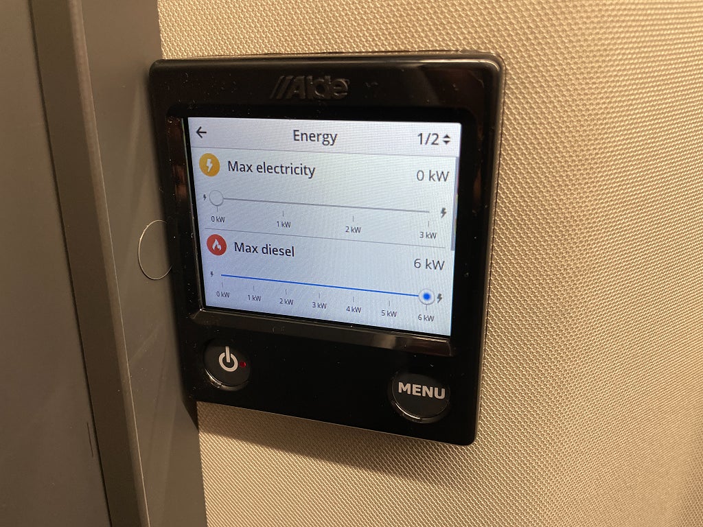 Adria Twin Supreme 640 SGX /ALDE/Automat/Höj & sänkbar säng/ - Adria