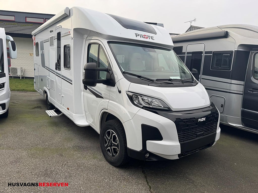 Pilote P 746 GJ EVIDENCE - höga