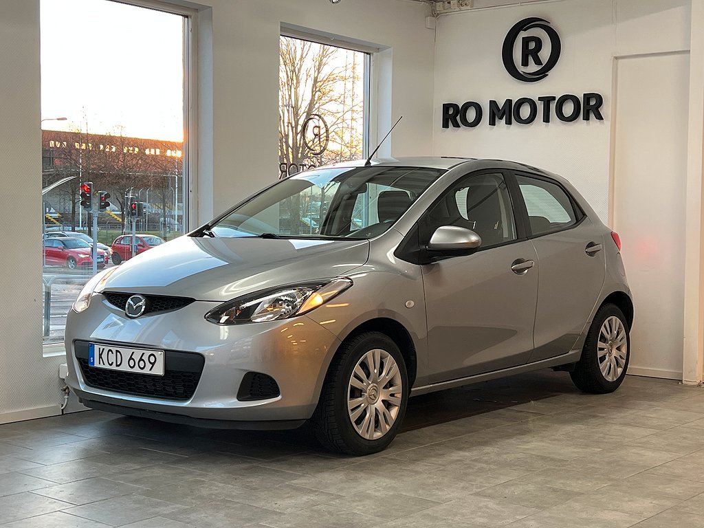 Mazda 2 5-dörrar 1.3 MZR* LÅG MILAD*