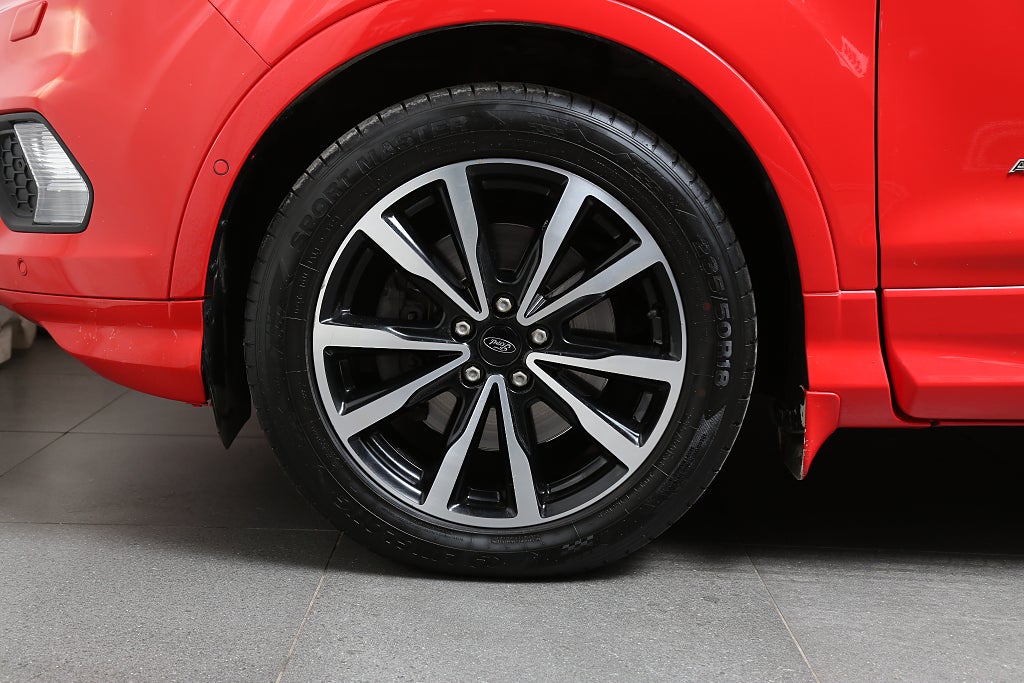 Ford Kuga 2,0 TDCi 180hk AWD ST-Line Aut Värmare Drag Stylingpkt 2018