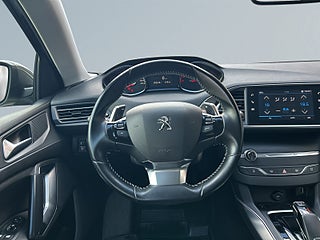 Peugeot 308 sw  PureTech 130 Allure MOMS/SoV-Däck/MoK-Värmare/Psens – bild 9
