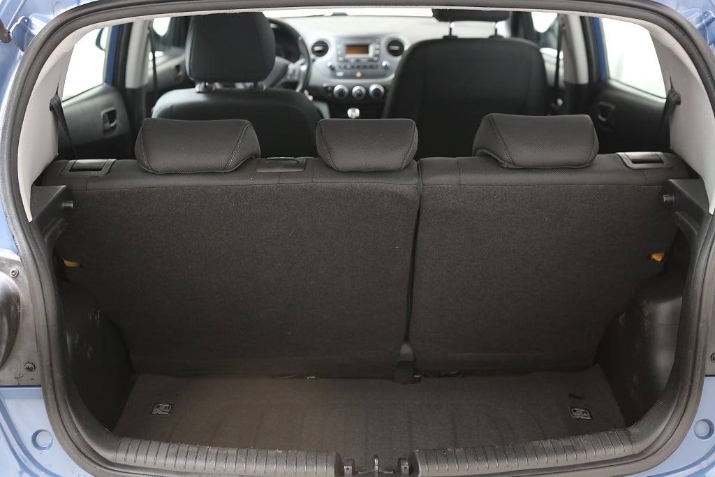 Hyundai i10 1,0 blue 67hk Comfort 5-D 2018