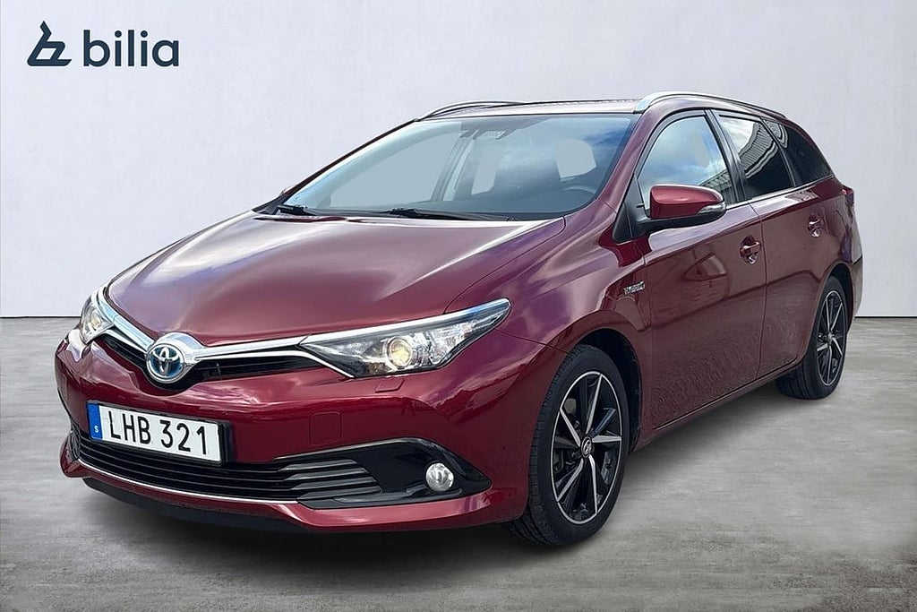 Toyota Auris Touring Sports Hybrid 1,8 TS INTENSE EDITION Approved Used 2027