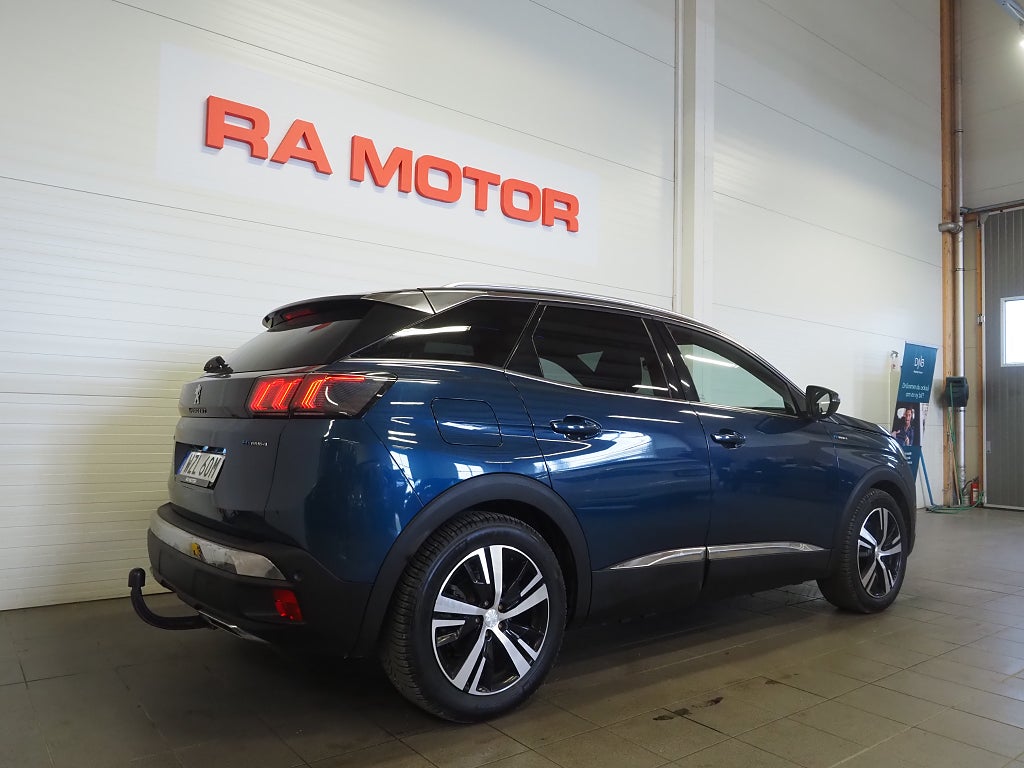 Peugeot 3008 HYBRID4 300 EAT GT | Pano | Drag | Kamera | GPS | Skinn 2021
