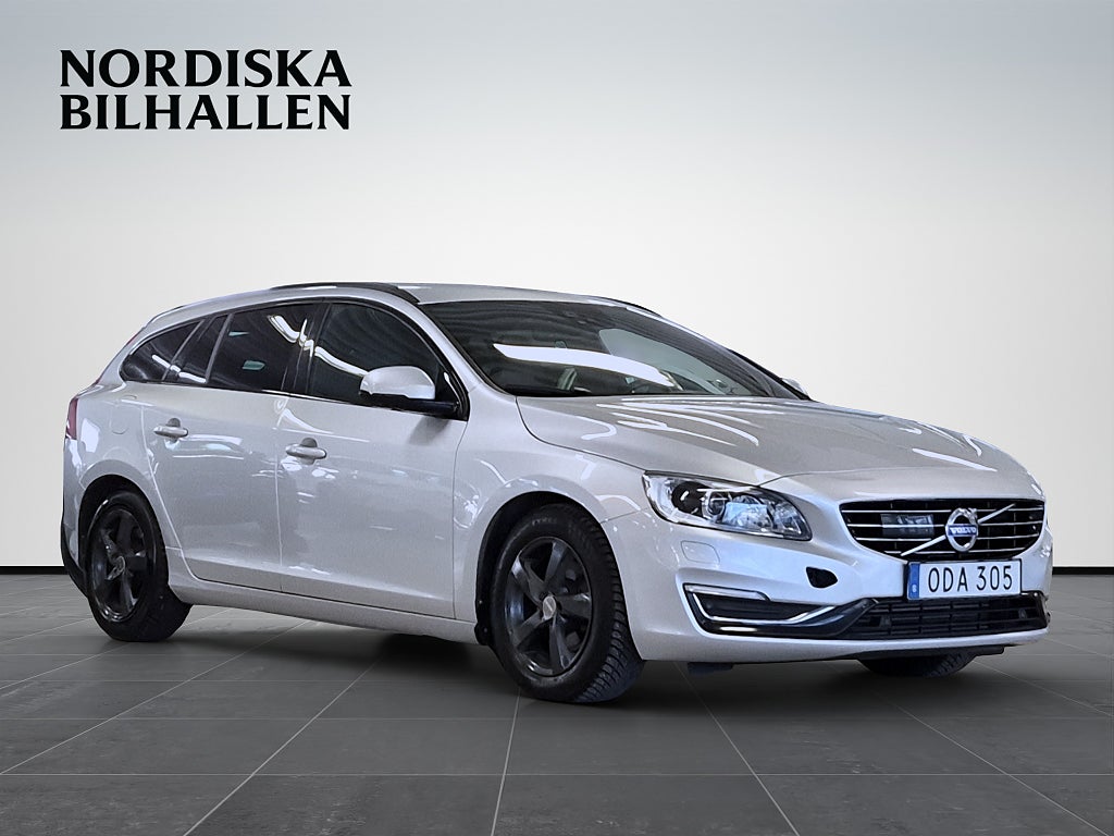Volvo V60 D4 Geartronic Momentum Nyservad Backkamera Drag Värmare