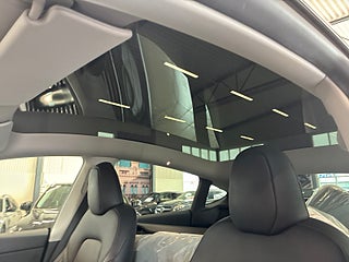 Tesla Model Y Long Range AWDLong Range S&V/Drag/kamera/Pano/Värmepump – bild 25