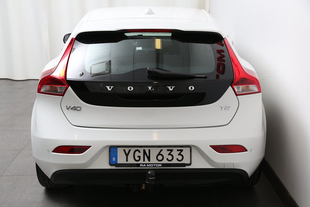 Volvo V40 T2 Business Aut Motorv Dragkrok 2017