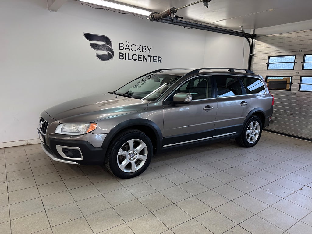 Volvo XC70 D5 AWD Geartronic Summum/Dragkrok/P-Värmare