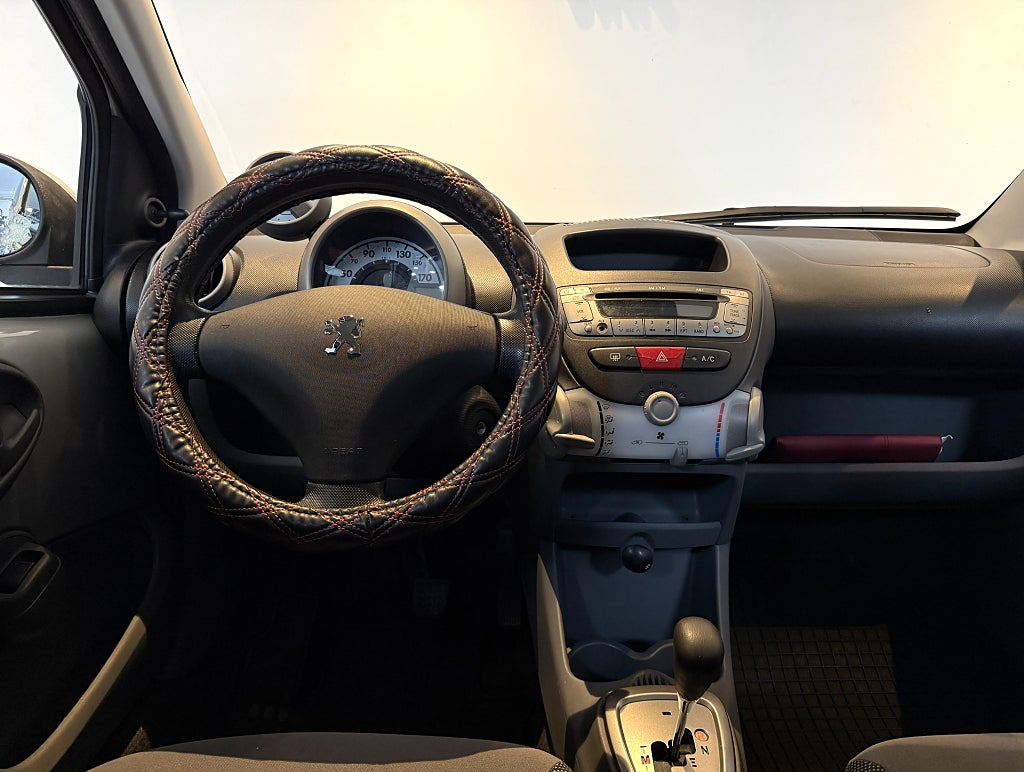 Peugeot 107 5-dörrar 1.0  2-TRONIC  68HK LÅGMIL S+V