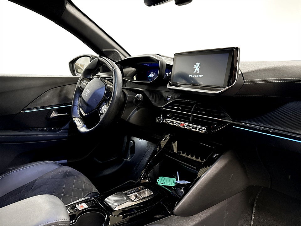Bild på Peugeot E-208 GT 50kWh 136hk Aut NAV B-KAMERA CARPLAY