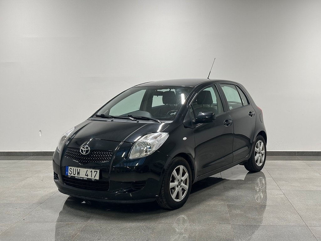 Toyota Yaris 5-dörrar 1.3 VVT-i Manuell 299kr/mån 