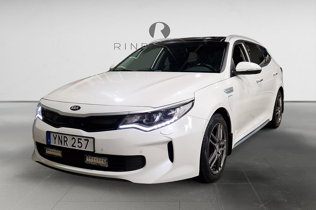 Kia Optima Sport Wagon Plug-in Hybrid 205 HK DRAG PLUSPAKET2