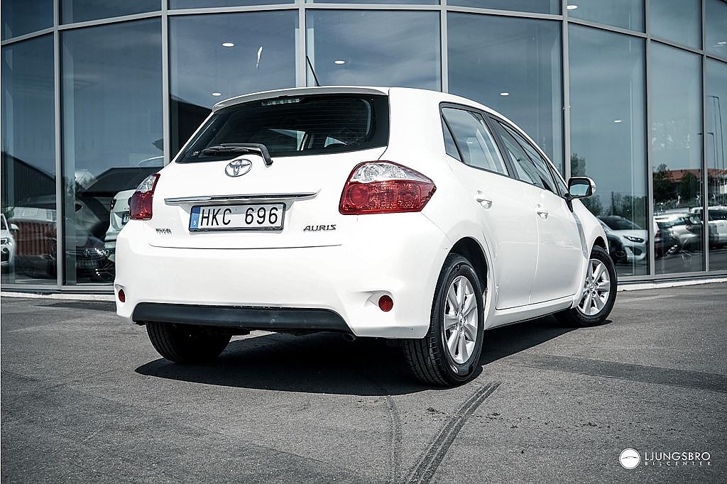 Toyota Auris 5-dörrar 1.4 D-4D 90hk