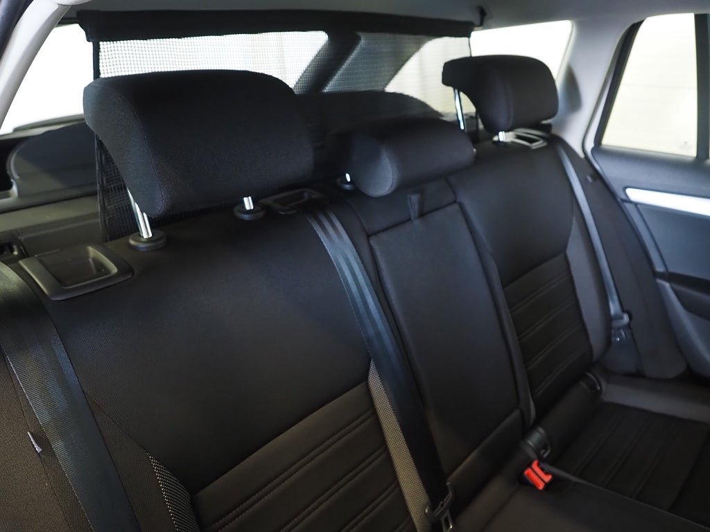 Skoda Octavia Kombi 1.5 TSI 150hk Ambtion | Drag | Värmare | 2020