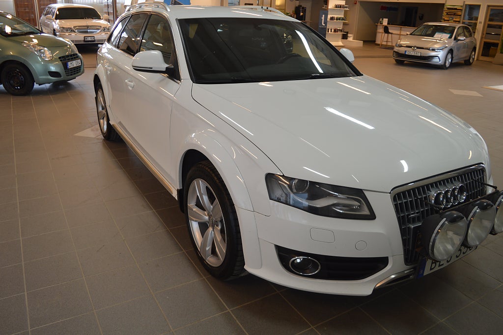 Audi A4 2011 - miniatyr 4