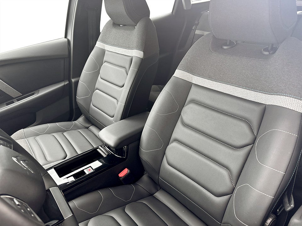 Bild på Citroën C4 Shine 1.2 PT 130hk Aut B-KAMERA NAVI
