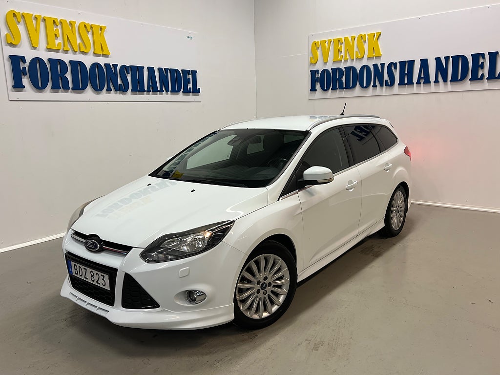 Ford Focus 1.0 EcoBoost Titanium Farthållare (Årsskatt = 492 KR)