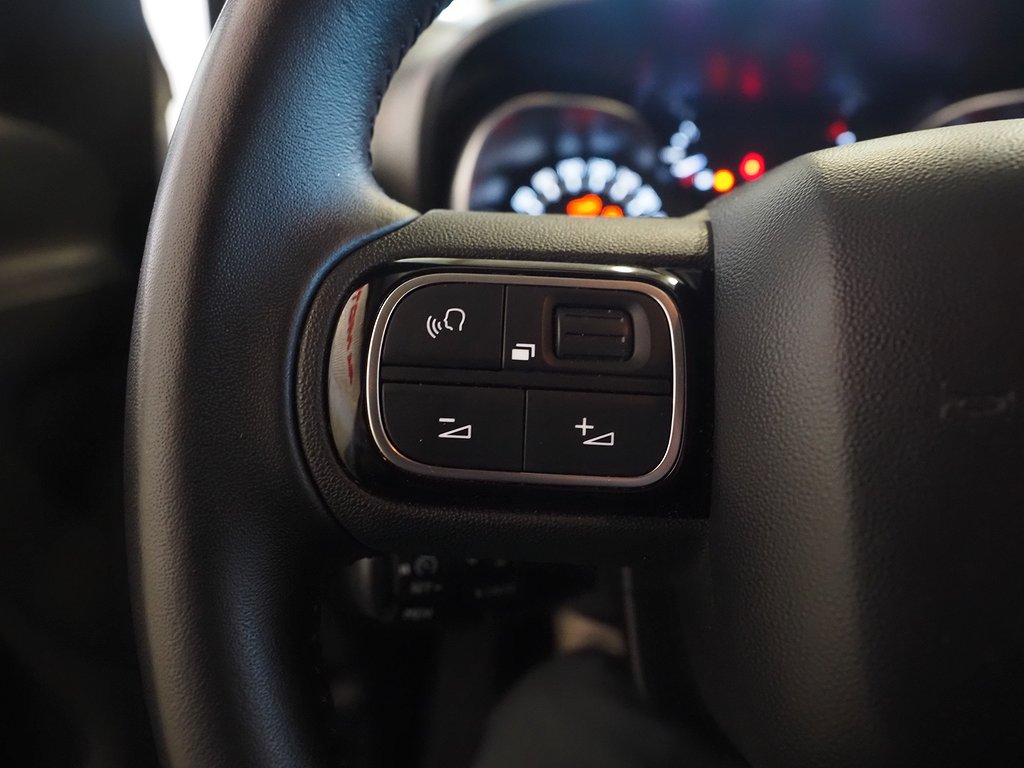 Citroën C3 Aircross 1.2 PureTech 110hk Shine |Navi|Kamera| 2020