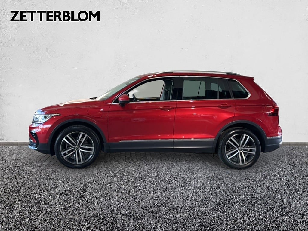 SUV Volkswagen Tiguan 2 av 17