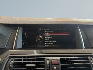 BMW 520d Touring Steptronic S&V-Hjul/Drag/Psens/Helskinn/Navi – bild 11