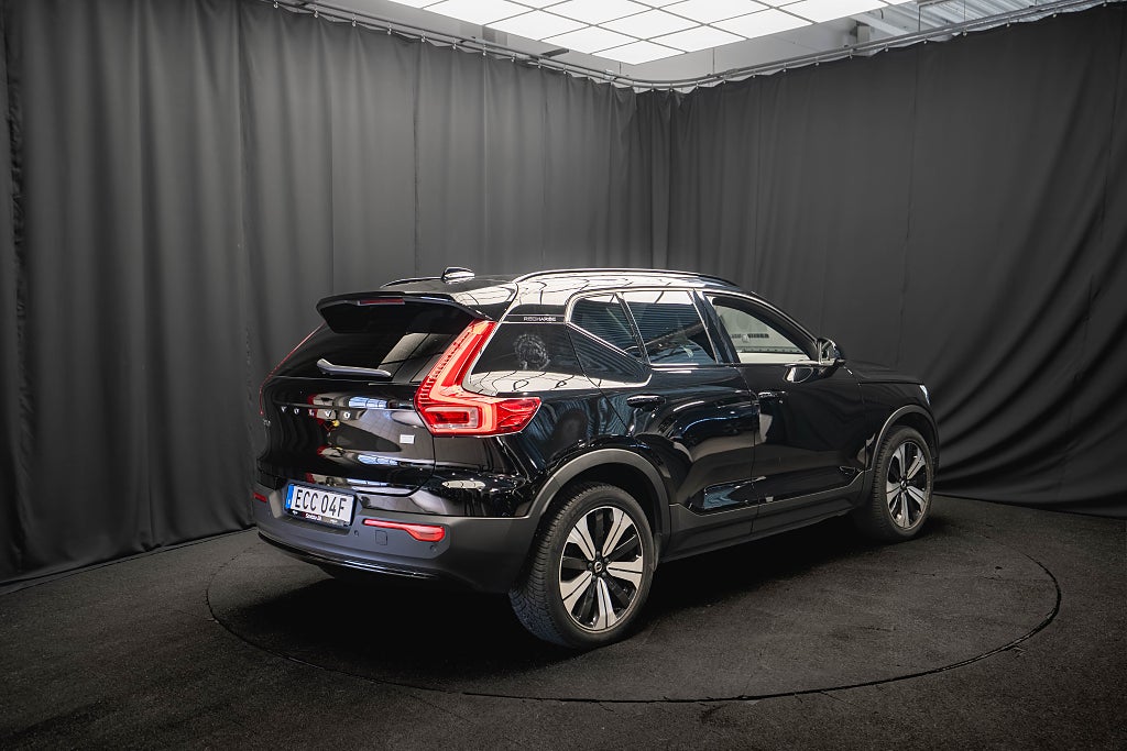 Volvo XC40 Recharge DRAG KAMERA VÄRMEPUMP 92.8%SoH 1-ÄGARE