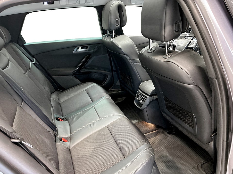 Bild på Peugeot 508 SW Allure 1.6 BlueBHDi 120hk Aut B-KAMERA PANO ELSTOL