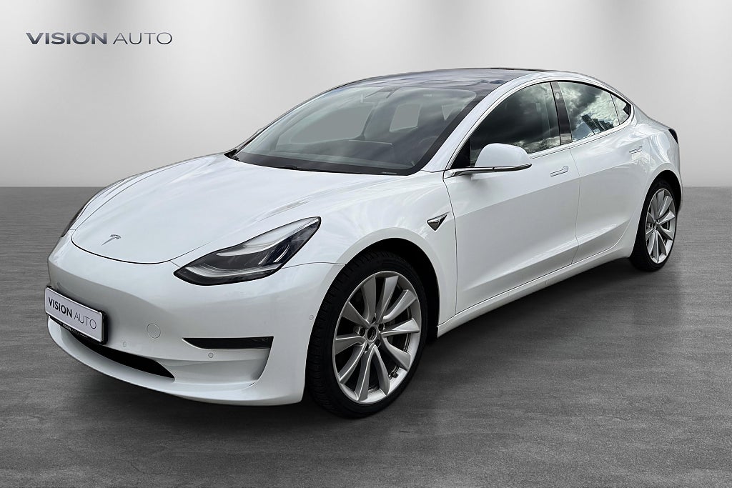 Tesla Model 3 Long Range AWD 440hk – Panorama / Autopilot / AWD