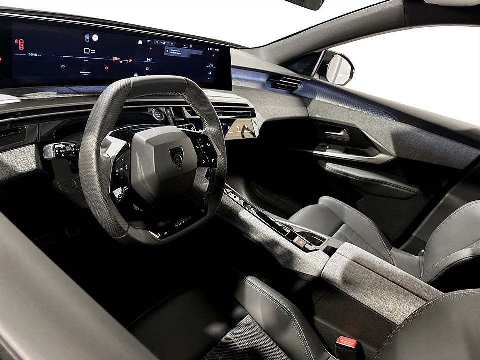 Bild på Peugeot 5008 GT Hybrid 145hk Aut 7-SITS B-KAMERA NAVI
