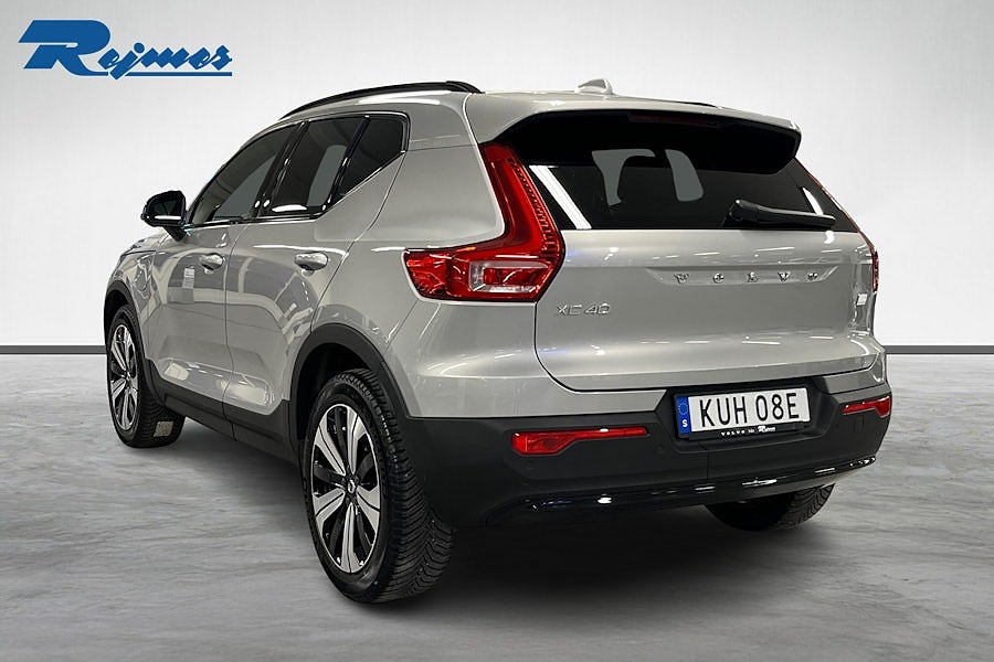 Volvo XC40 Recharge T4 Plus Dark