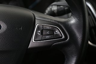 Halvkombi Ford Focus 11 av 17