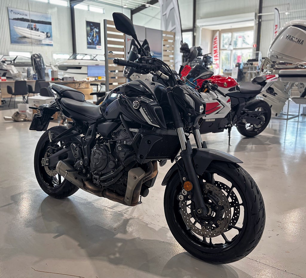 Yamaha MT-07 