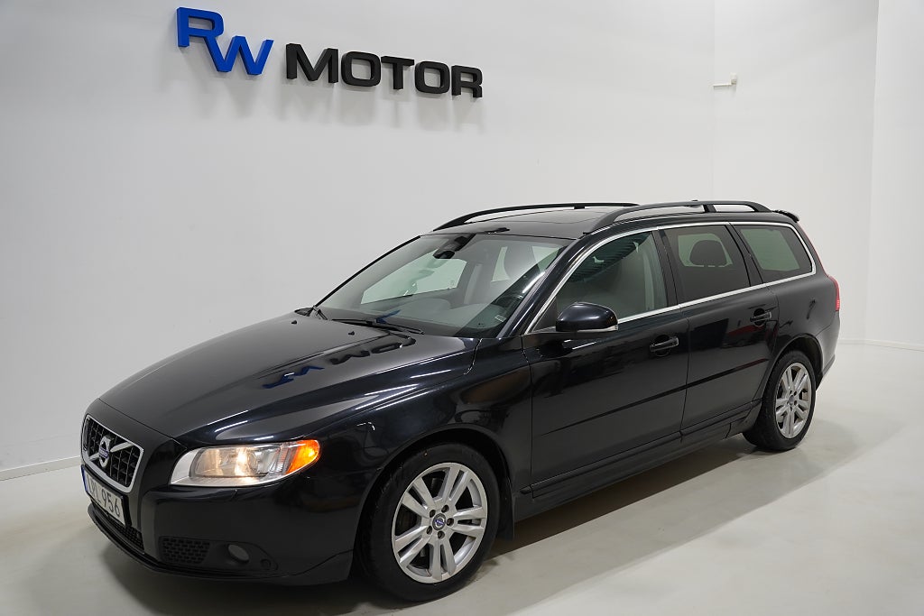 Volvo V70 D4 AWD 163hk Momentum D-värmare Drag VOC T-lucka Skinn 