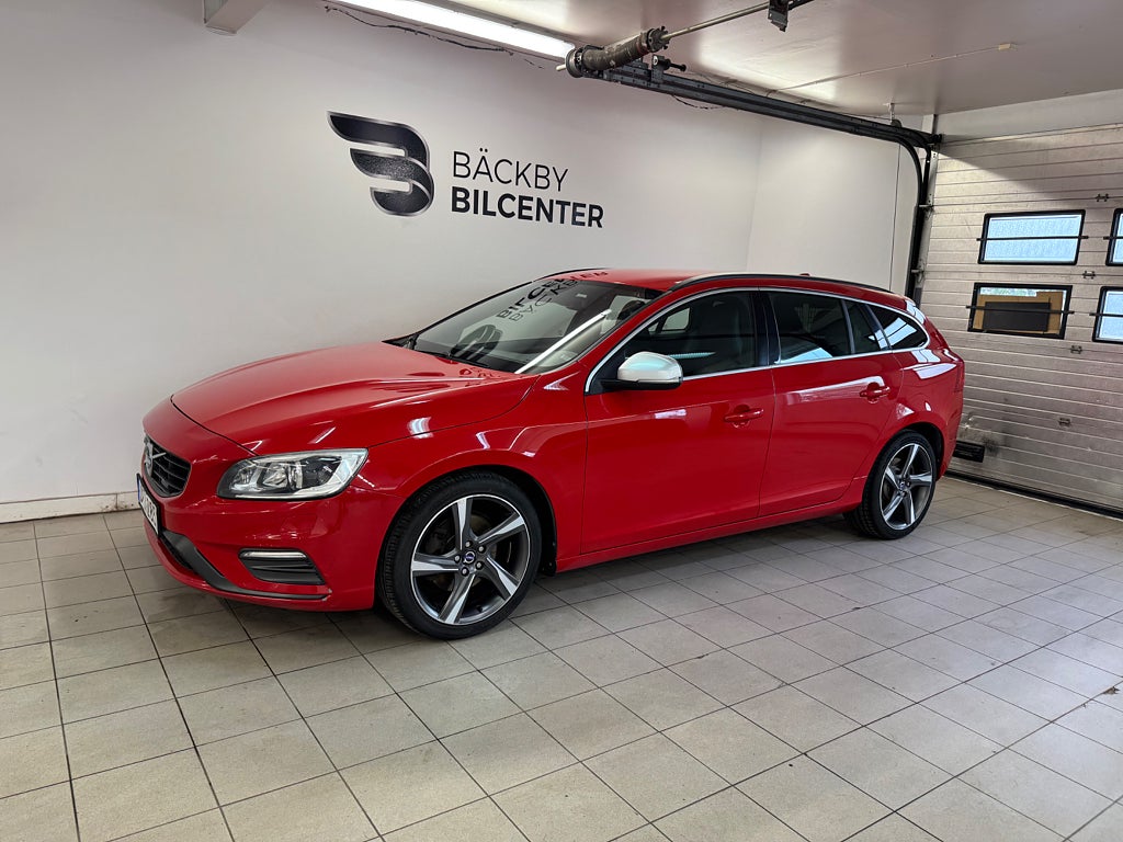 Volvo V60 D4 R-Design Euro 6/Kamera/Drag/Värmare 