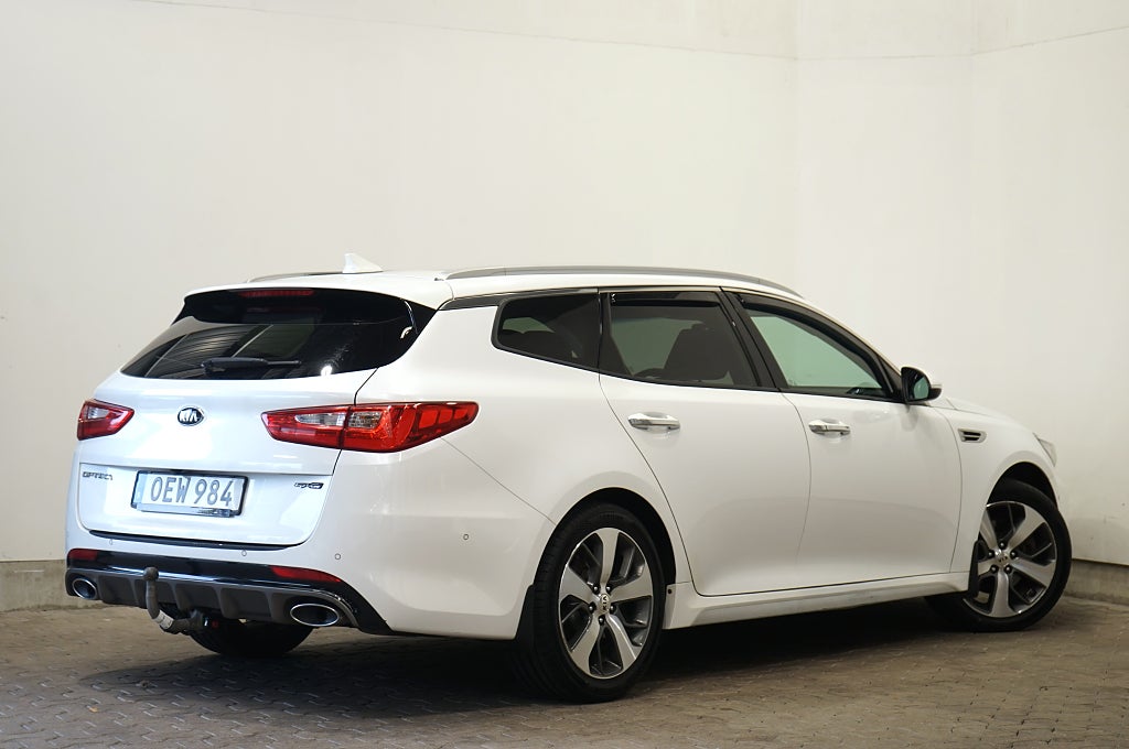 Kia Optima Sport Wagon 1.7 GT-Line Panorama H/K B-kamera 141hk
