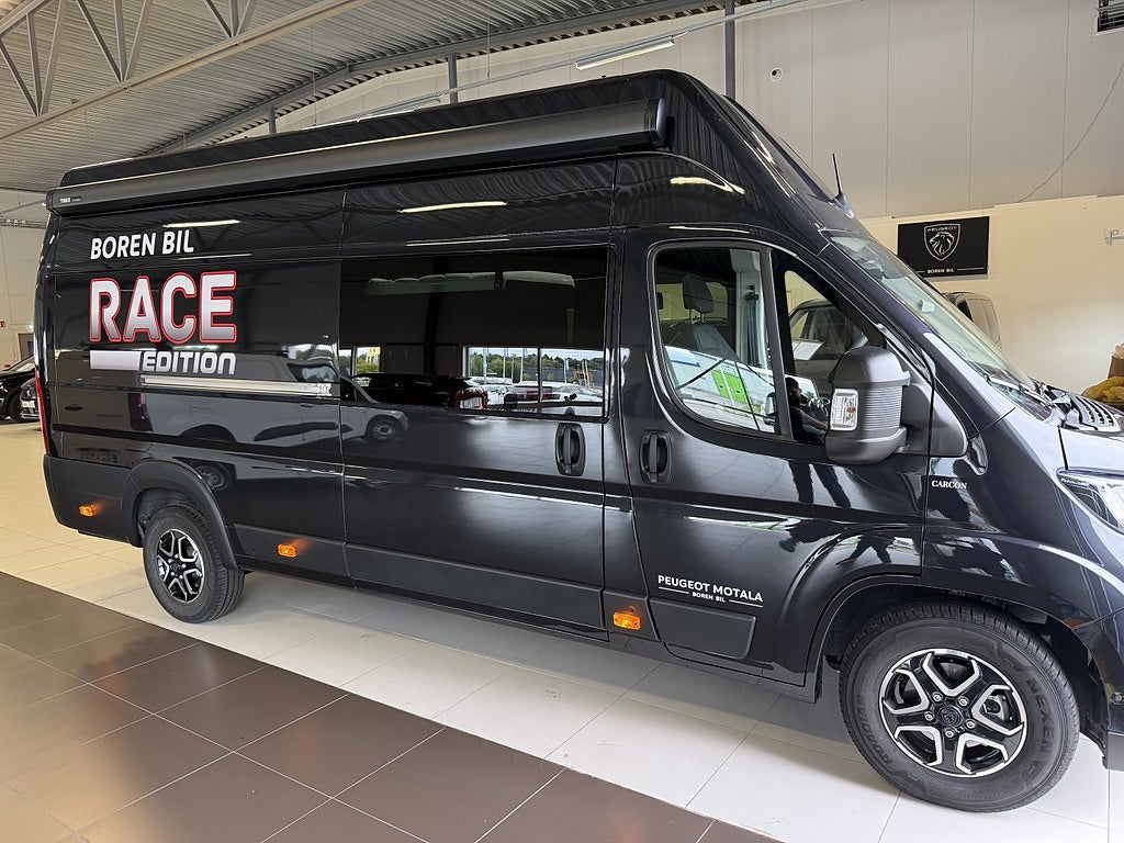 Peugeot Boxer 2.2 BlueHDi 180hk 5-sits EAT Race Edition Sovalkov thumbnail