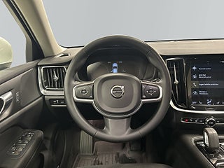 Volvo V60 Recharge T6 AWD Nyservad/Kamera/P-värm/S&V-Däck