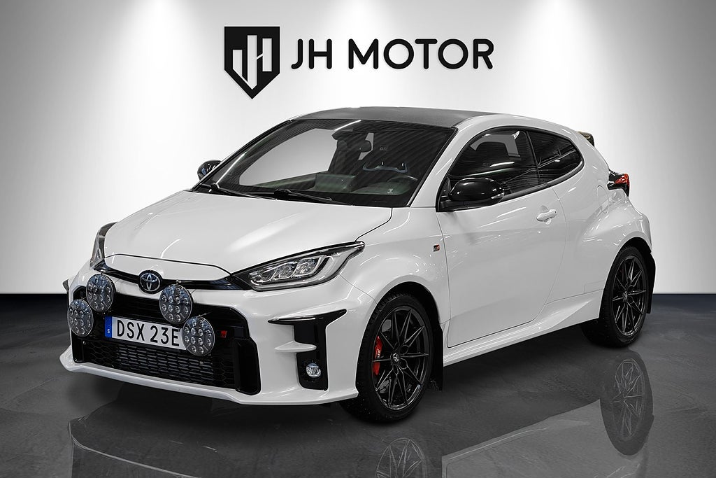 Toyota Yaris GR Circuit Pack 4WD 300hk JCR Titan/DTUK-box