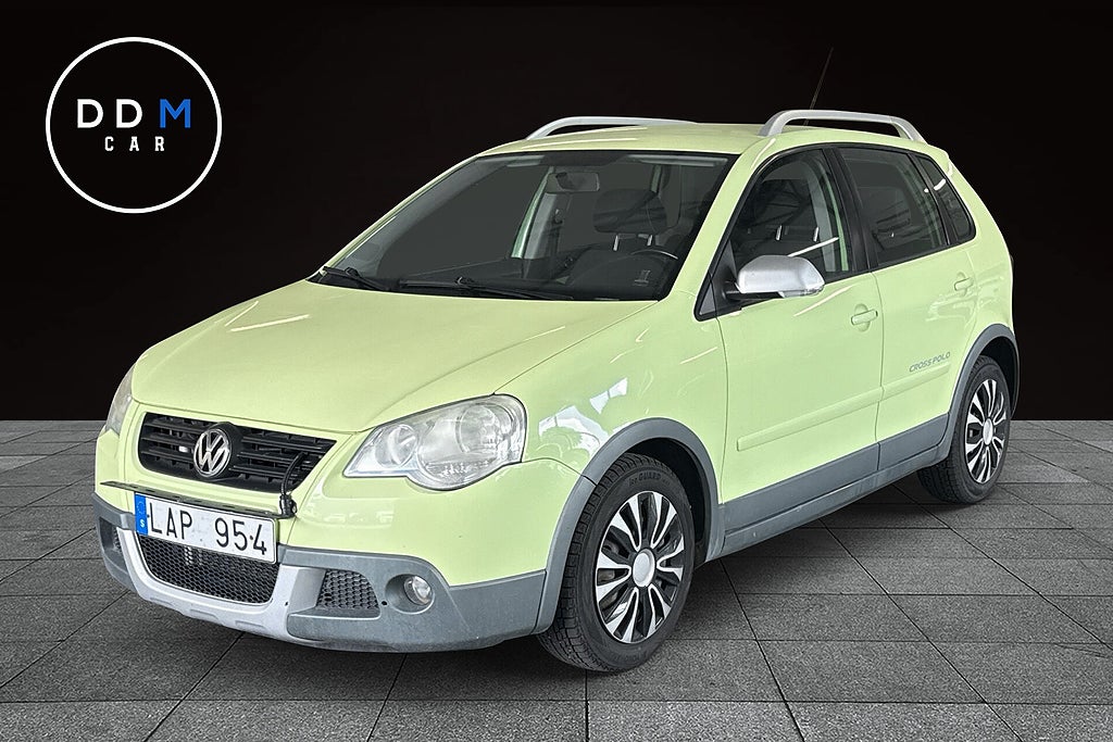 Volkswagen Polo CROSS 1,4 80HK  M-VÄRM KAM-BYTT SVSENSKSÅLD