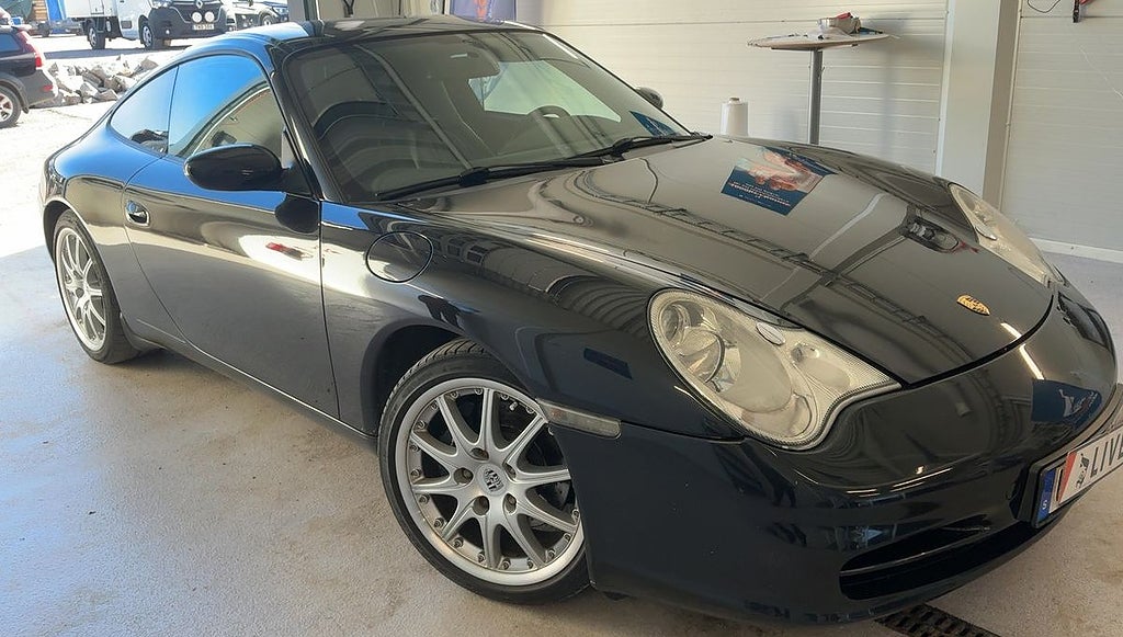 Porsche 911 Carrera Facelift 320 HK // 