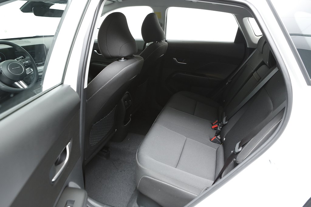 Hyundai Kona 1.6T Hybrid Essential Automat 0,99% RÄNTA 2025