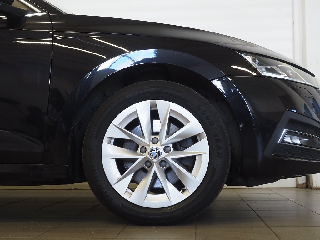 Skoda Octavia iV 204hk DSG PHEV Style | Drag | Backkamera | Värmare | 2022