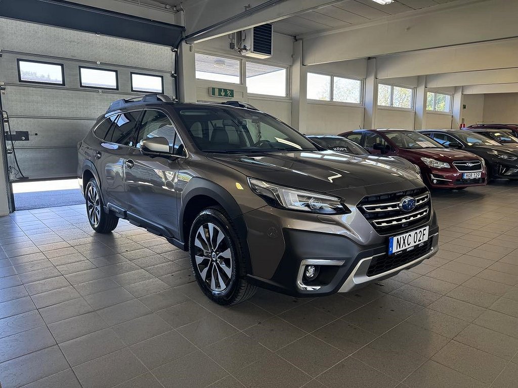 Subaru Outback 2.5 4WD XFuel Touring v-hjul, drag, m-värmare